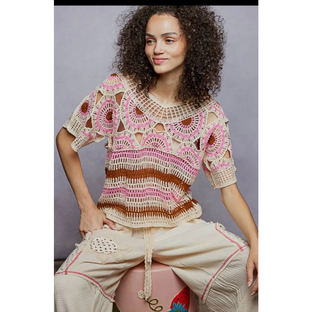 Pol Open Weave Border V-Neck Crochet Short Sleeve Top One size